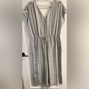 Cloth & Stone Striped Cropped Leg Jumpsuit in Gray and White